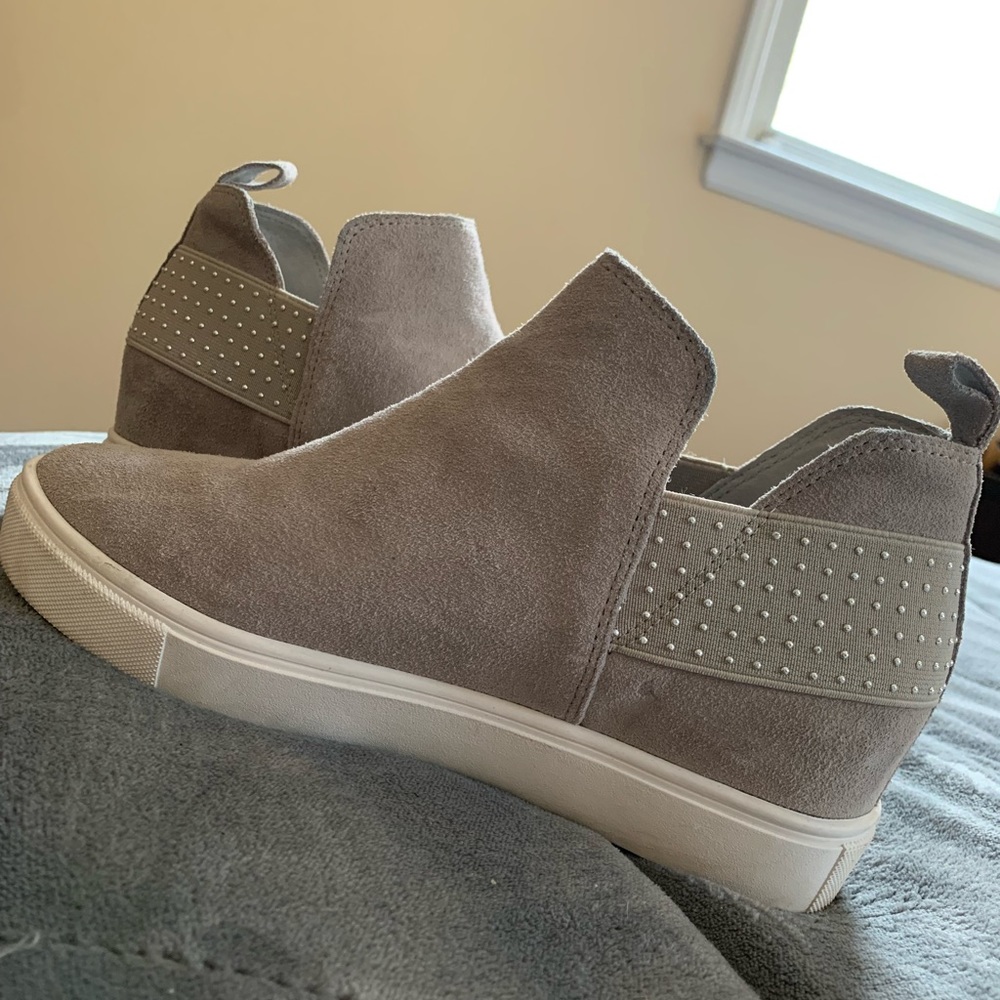 Steve Madden grey sneaker wedge